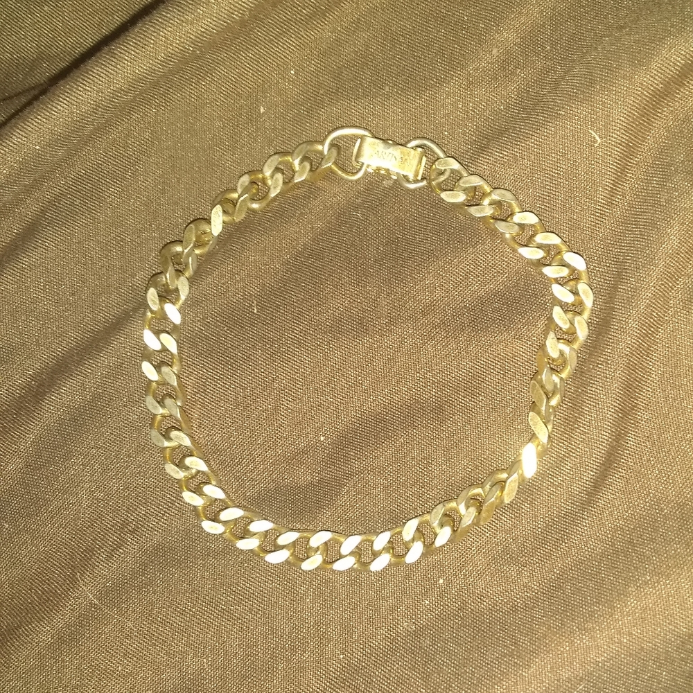 Artisan bracelet